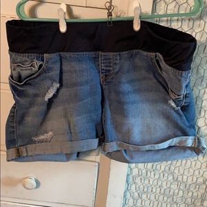 Old Navy Maternity Shorts